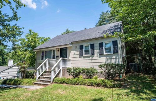 103 Perry Dr, Charlottesville, VA 22902-4339