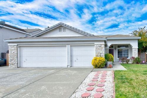 942 Copper Way, Vacaville, CA 95687-7863