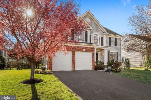 12257 Tulane Falls Dr, Bristow, VA 20136-2183
