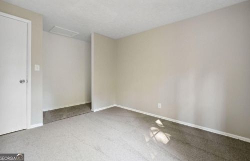 6470 Kimberly Mill Rd, Atlanta GA  30349-4654 exterior