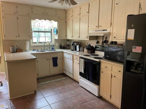 2814 Highway 212, Conyers, GA 30094-3349