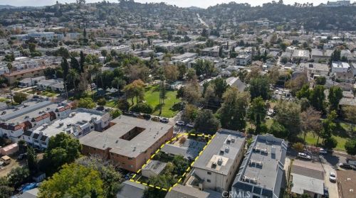 811 Maple St, Glendale CA  91205-1826 exterior