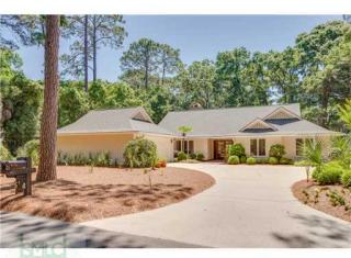4 Dobell Ln, Savannah, GA 31411-1406