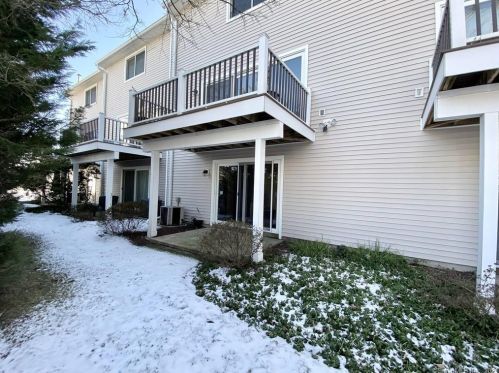 328 Hamilton Ave, Greenwich CT  06830-6679 exterior
