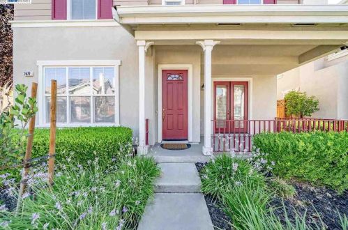 1572 Whispering Oaks Way, Pleasanton, CA 94566-3514