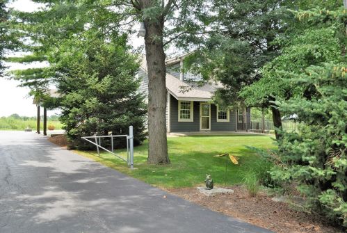 8907 Sauk Trl, Frankfort, IL 60423-8019