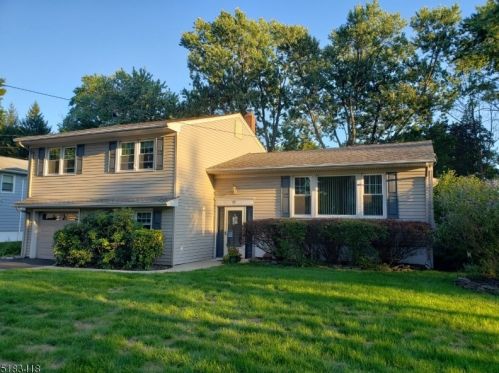 11 Rutgers Rd, Cranford, NJ 07016-1521
