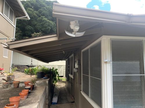 835 Puunani Pl, Honolulu HI  96817-7312 exterior