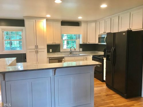 303 Chisom Trl, Clarkesville, GA 30523-2903