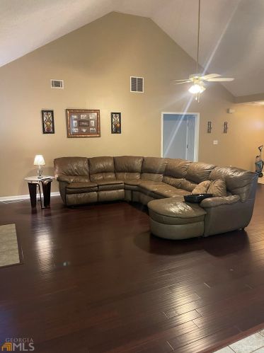 218 Baxter Ln, Locust Grove, GA 30248-2168