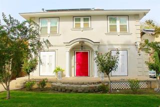 4043 Kerckhoff Ave, Fresno, CA 93702-2921