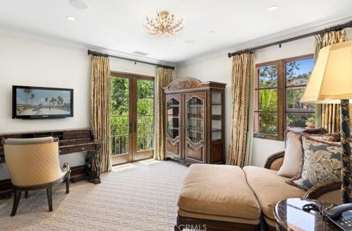 50 Golden Eagle, Irvine CA  92603-0308 exterior