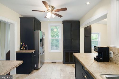 109 Center St, Tavistock NJ  08033-1803 exterior