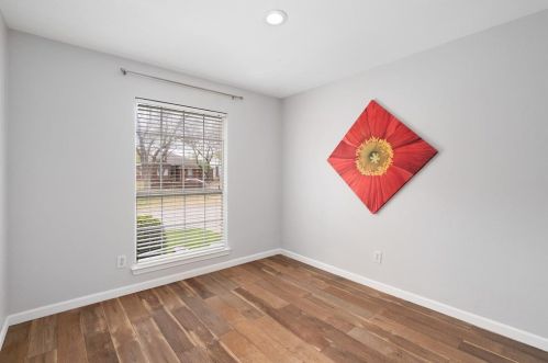 2117 Carnation Ct, Garland TX 75040-2805 exterior