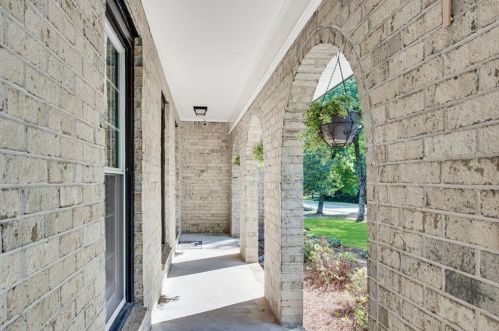 5272 Happy Hollow Rd, Atlanta GA  30360-1263 exterior