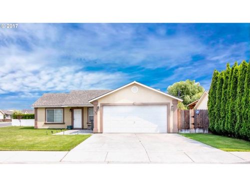 435 Arbutus Ave, Pasco, WA 99301-5905