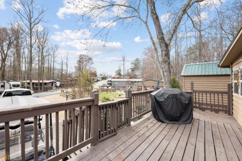 281 Stag Leap Dr, Cleveland GA  30528-2965 exterior