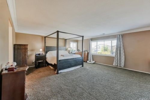 12372 Brianwood Dr, Riverside CA 92503-6754 exterior