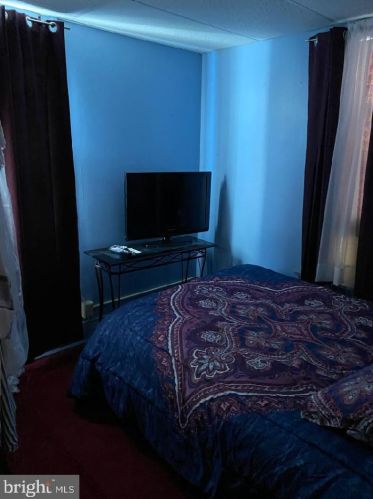 1926 7 St, Camden NJ 08102-1842 exterior