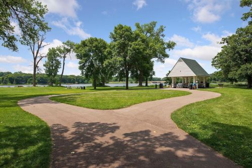 765 Belmont Ln, Saint Paul MN  55109-3508 exterior