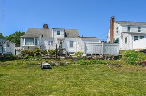 40 Knollwood Rd, Hartford, CT 06118-1732