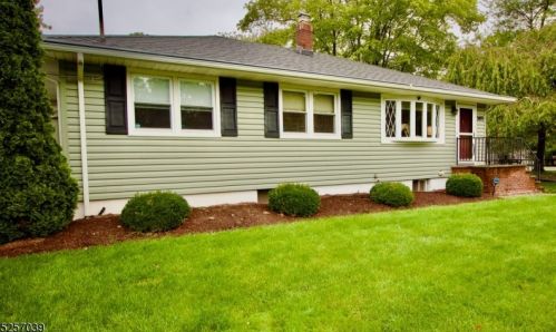 385 Passaic Ave, Stirling, NJ 07980-1300