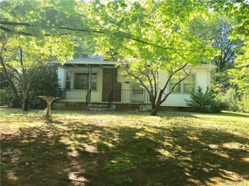 118 Wisconsin St, Spindale, NC 28160-1459