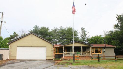 316 Nichols Rd, Suwanee, GA 30024-1166