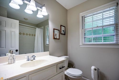211 Willowcrest Way, Lagrange GA  30240-6317 exterior