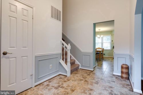 8019 Daffodil Ct, Springfield VA  22152-3422 exterior