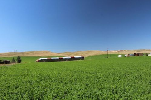 1247 Watson Loop, Touchet, WA 99360-8611