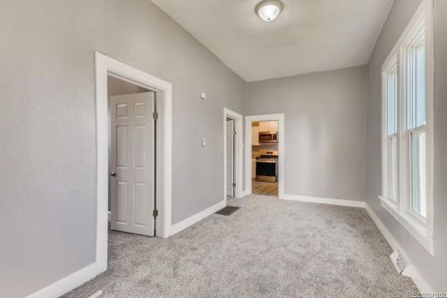 255 4th Ave, Denver CO  80203-4007 exterior