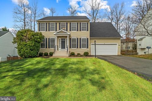 4 Prestonwood Ct, Fredericksburg, VA 22406-7244