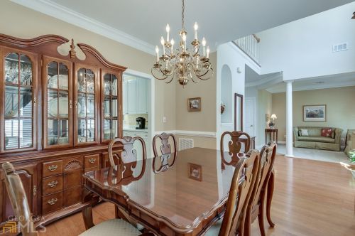 765 Yosemite Dr, Suwanee GA  30024-4004 exterior