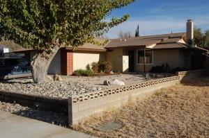 39068 Foxholm Dr, Palmdale, CA 93551-3911