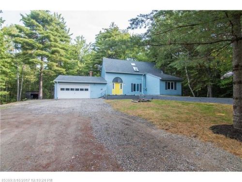 53 January Ln, Milford, ME 04461-3413