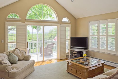 43 Layton Rd, Wantage, NJ 07461-1807