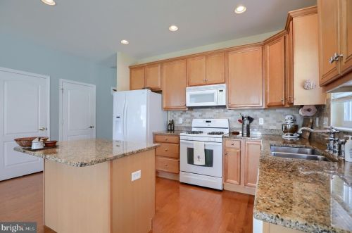 1940 Speedwell Rd, Lancaster PA  17601-4630 exterior