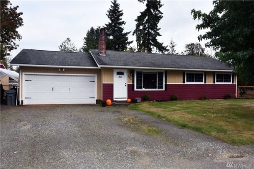 104 Henneck Pl, Whites, WA 98541-9317