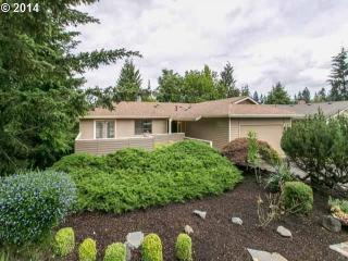 2721 Plum Ct, Portland, OR 97219-6237