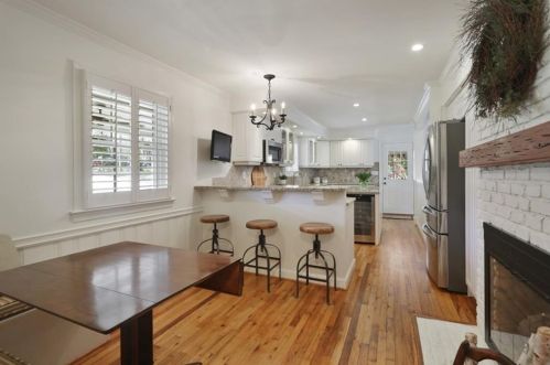 284 Elden Dr, Atlanta GA  30342-2030 exterior