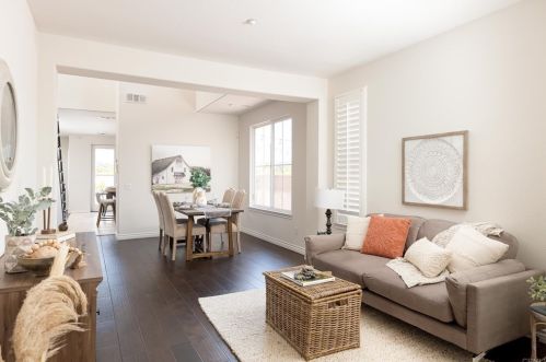 3196 Corte Tradicion, Carlsbad, CA 92009-8366