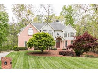 9415 Red Bird Ln, Alpharetta, GA 30022-8923