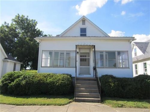 205 Arch St, Otterville, IL 62052-2507