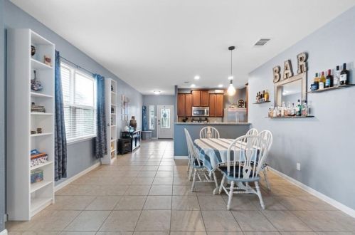 1649 Treeta Trl, Uhland TX 78640 exterior