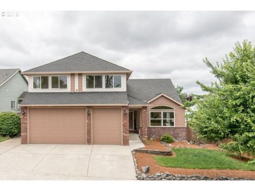 3769 203rd Ave, Interlachen, OR 97024-7801