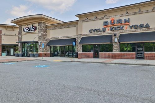 3573 Brookleigh Ln, Atlanta GA  30319-2219 exterior