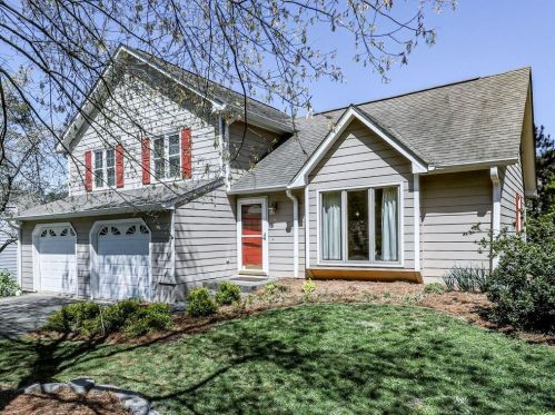 2076 Winsburg Dr, Kennesaw, GA 30144-5224