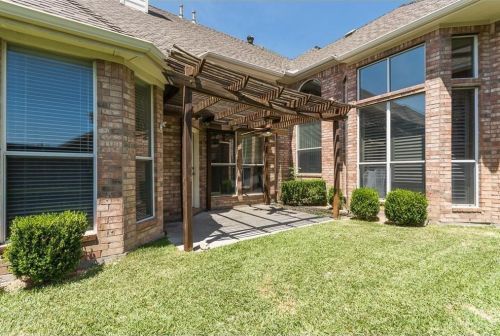 3405 Crescent Ct, Plano TX  75093-7999 exterior
