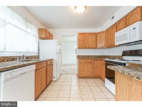 130 Eastmont Ln, Erial, NJ 08081-1914
